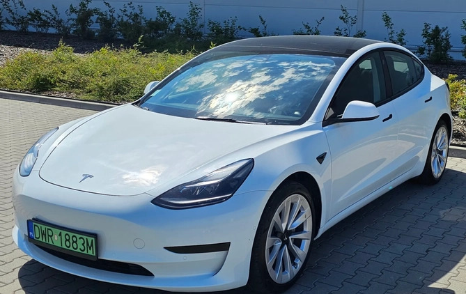 Tesla Model 3 cena 161800 przebieg: 27259, rok produkcji 2022 z Łęczyca małe 301